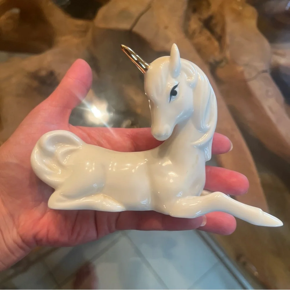 Vintage Enesco Porcelain Figurine White Unicorn With Gold Horn Decor
